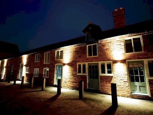 Motel The Coaching Barns Wem Exterior foto